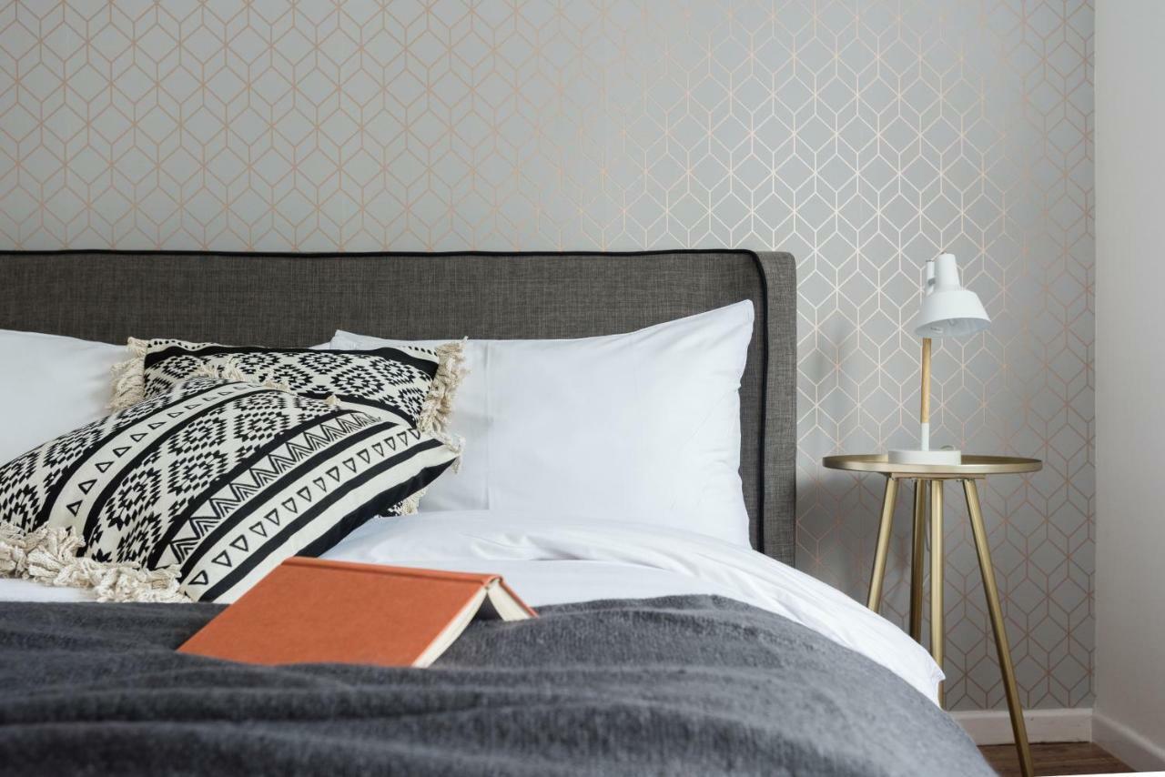 The Century Chalet - Contemporary 2Bdr Townhouse With Parking Apartment Oxford Luaran gambar