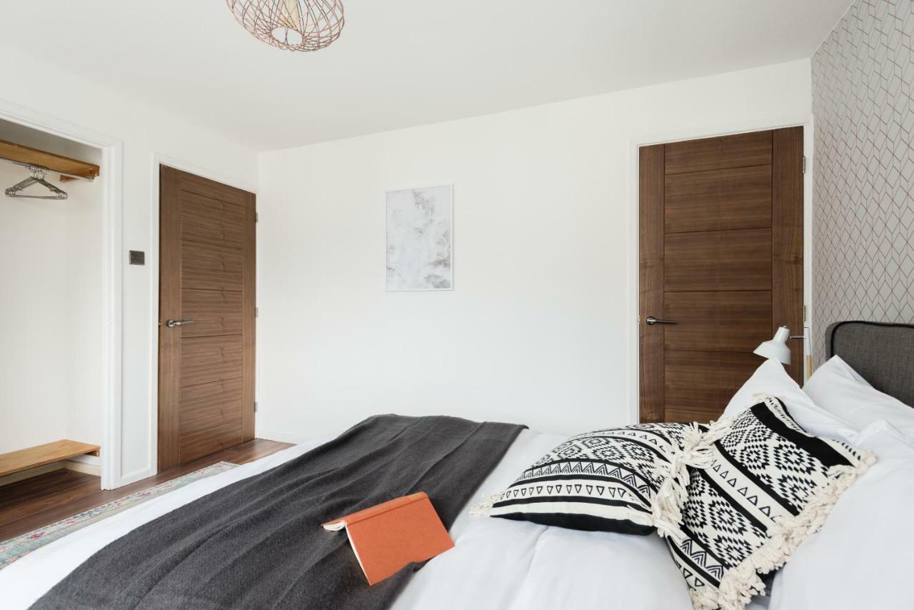The Century Chalet - Contemporary 2Bdr Townhouse With Parking Apartment Oxford Luaran gambar
